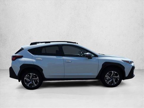 Used 2024 Subaru Crosstrek 2.0i Premium AWD/4WD image 9