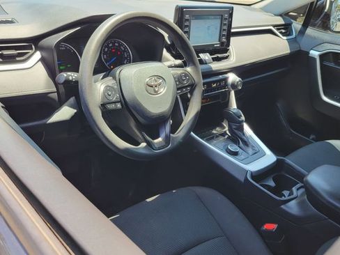 Used 2020 Toyota RAV4 LE w/ All Weather Liner Package AWD/4WD image 5