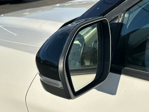 Used 2021 Ford Explorer King Ranch w/ Premium Technology Package image 56