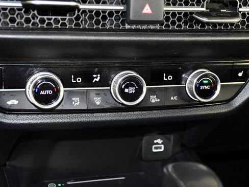 Certified 2024 Honda HR-V EX-L image 28