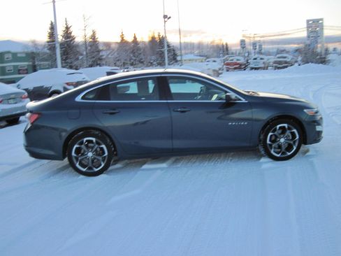 Used 2020 Chevrolet Malibu LT image 4