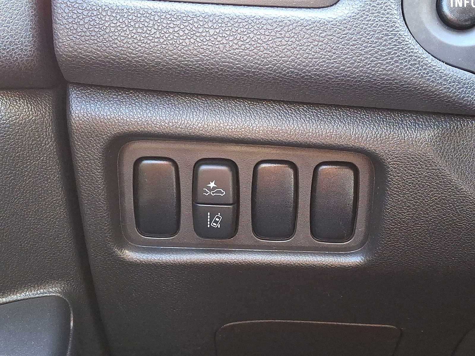 Used 2024 Mitsubishi Outlander Sport ES AWD/4WD image 23