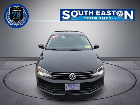 Used 2016 Volkswagen Jetta S image 3
