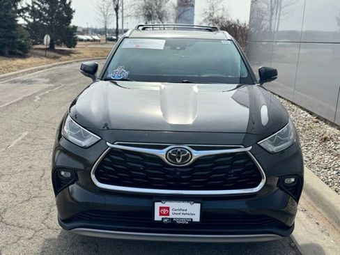 Used 2022 Toyota Highlander Platinum image 44