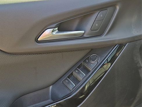 Used 2026 Chevrolet Equinox RS image 22