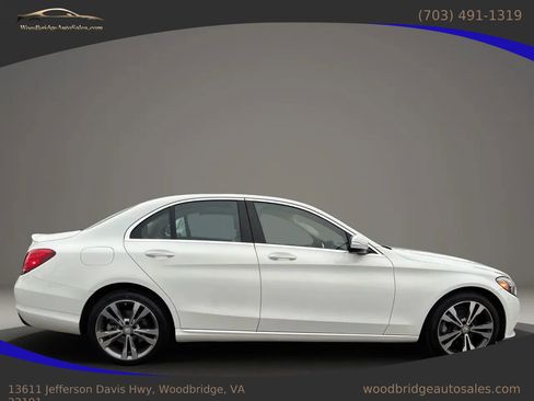 Used 2016 Mercedes-Benz C 300 4MATIC Sedan image 4