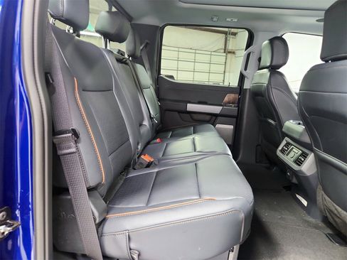 New 2026 Ford F250 Lariat w/ Black Appearance Package image 43