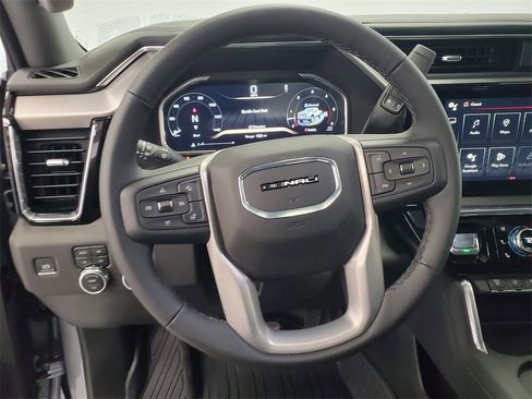 New 2026 GMC Sierra 3500 Denali w/ Denali Reserve Package image 15