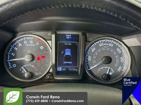 Used 2021 Toyota Tacoma TRD Off-Road w/ Technology Package image 15