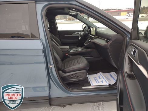 New 2026 Ford Explorer ST-Line w/ ST-Line Street Pack image 40