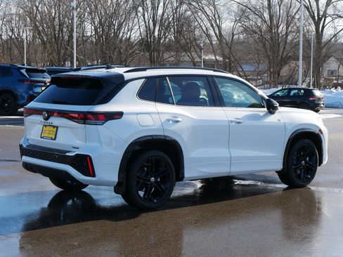 New 2026 Volkswagen Tiguan SE R-Line image 2