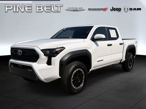 Used 2024 Toyota Tacoma TRD Off-Road AWD/4WD image 1