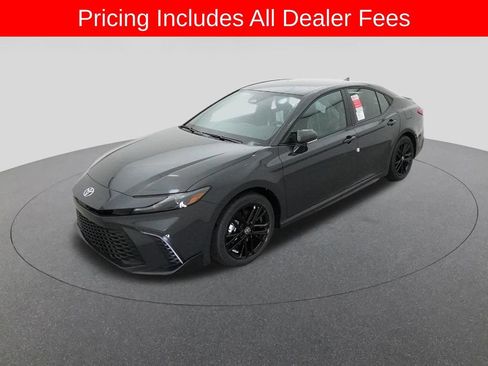 New 2026 Toyota Camry SE FWD image 1