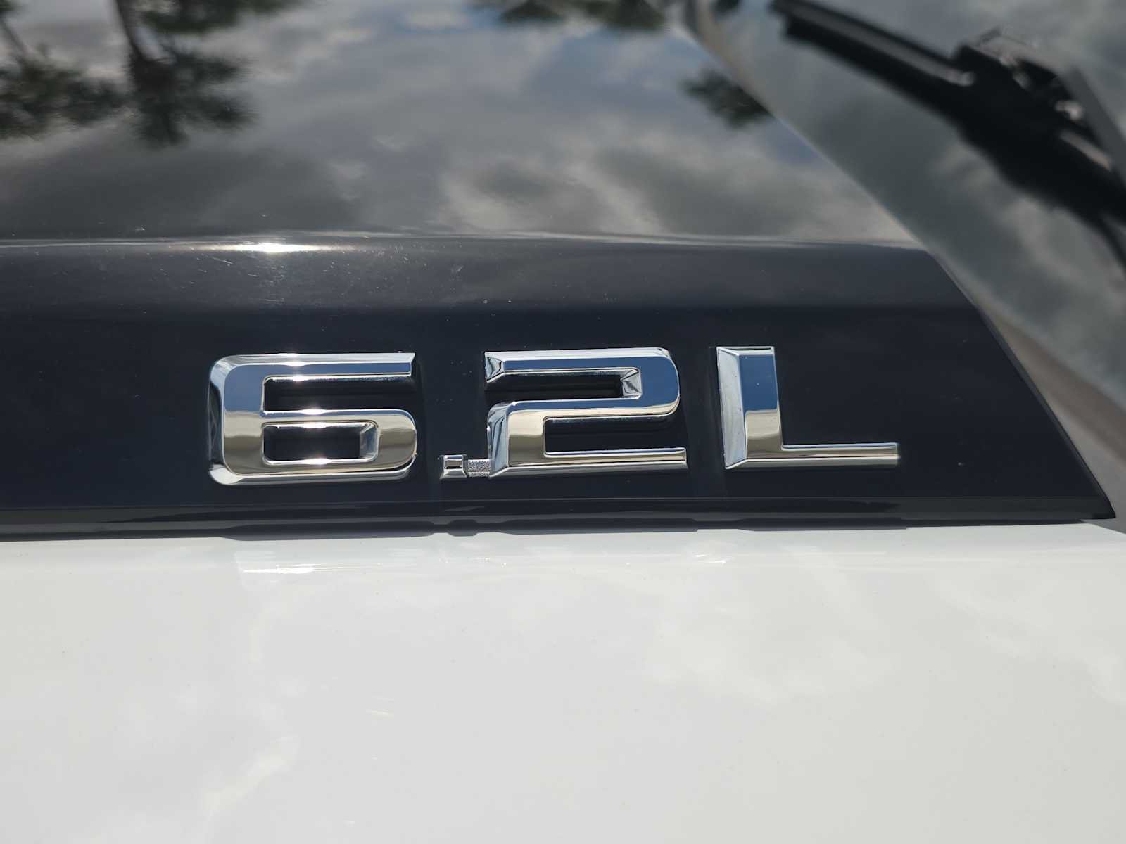 Used 2023 Chevrolet Silverado 1500 ZR2 w/ Technology Package AWD/4WD image 12