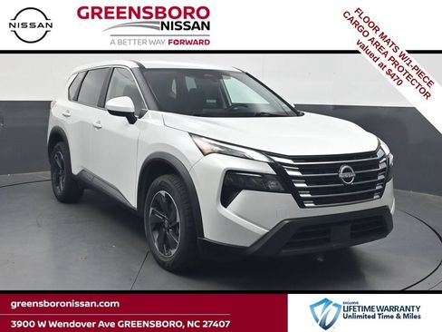 Used 2025 Nissan Rogue SV FWD image 1