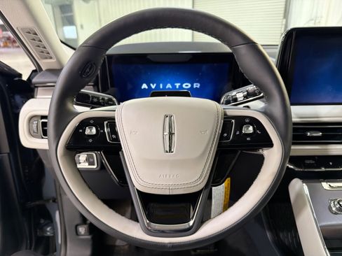 New 2026 Lincoln Aviator 2WD image 13