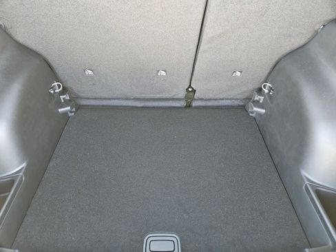 New 2026 Jeep Compass Latitude image 30