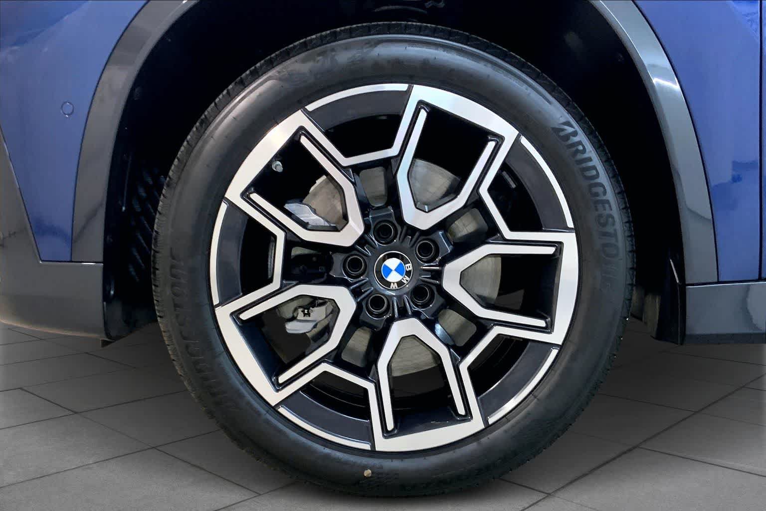 Used 2025 BMW X1 xDrive28i w/ Technology Package AWD/4WD image 11