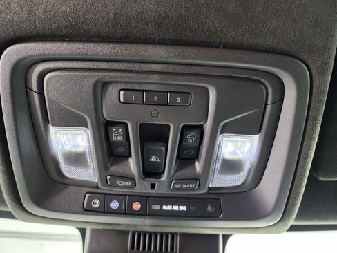 Used 2022 GMC Sierra 1500 AT4X image 61