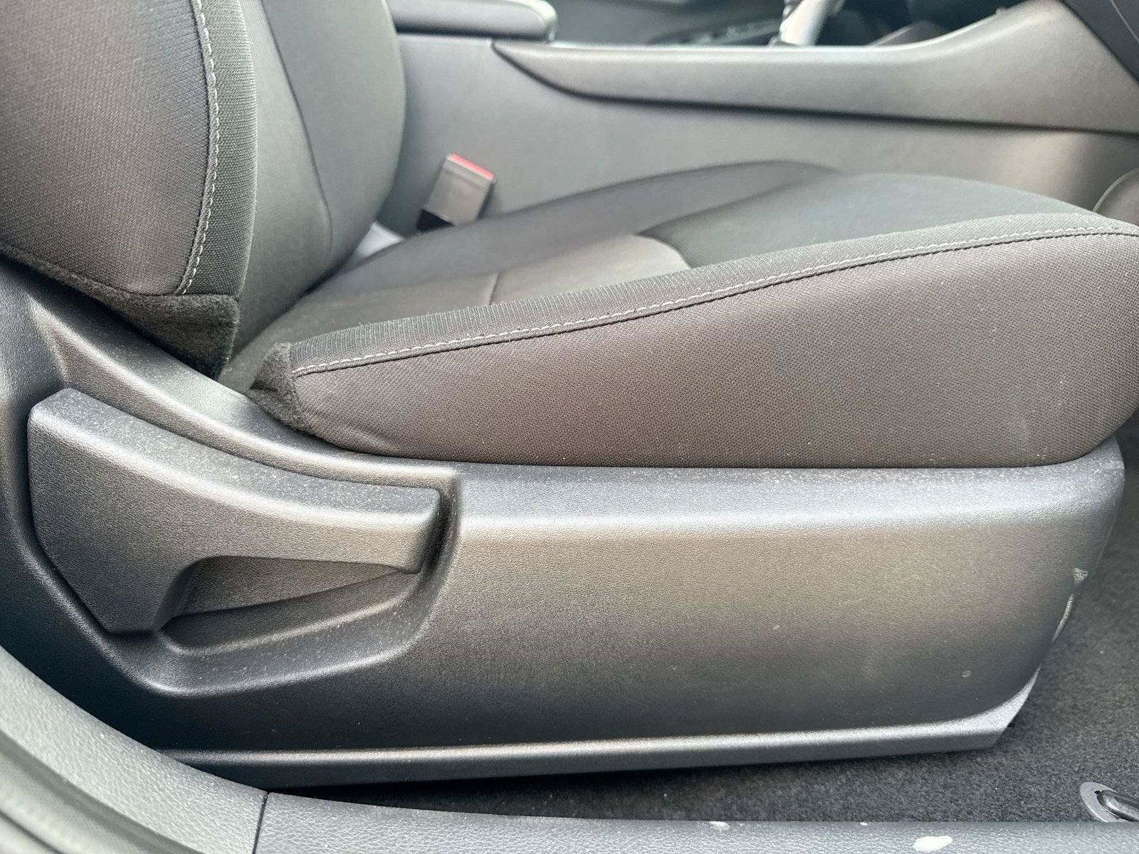 Used 2025 Nissan Sentra SV w/ Lighting Package FWD image 16