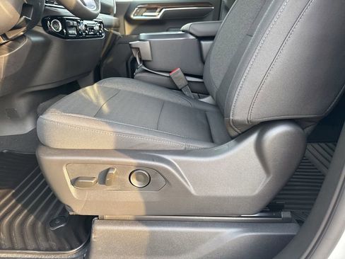 New 2026 GMC Sierra 1500 Elevation image 18