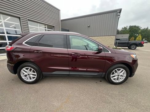 Used 2024 Ford Edge SEL w/ Convenience Package AWD/4WD image 4