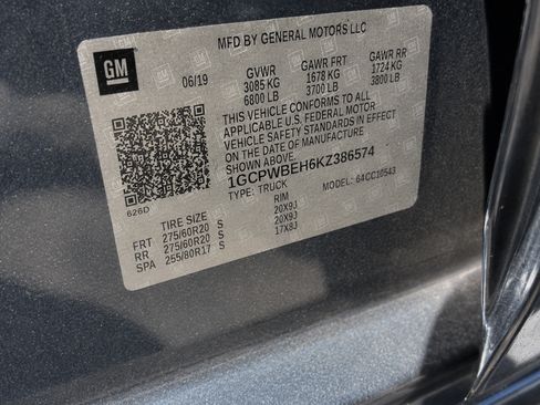 Used 2019 Chevrolet Silverado 1500 Custom w/ Custom Value Package RWD image 15