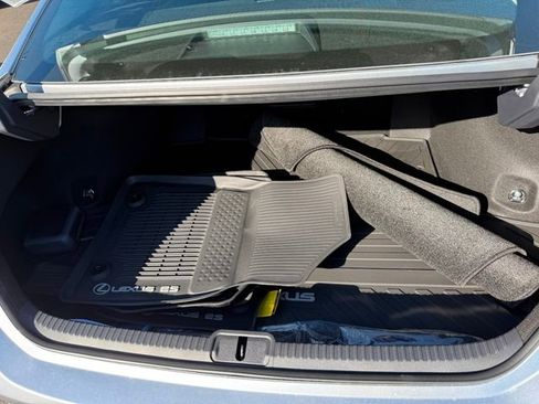 New 2025 Lexus ES 350 w/ Premium Package image 24