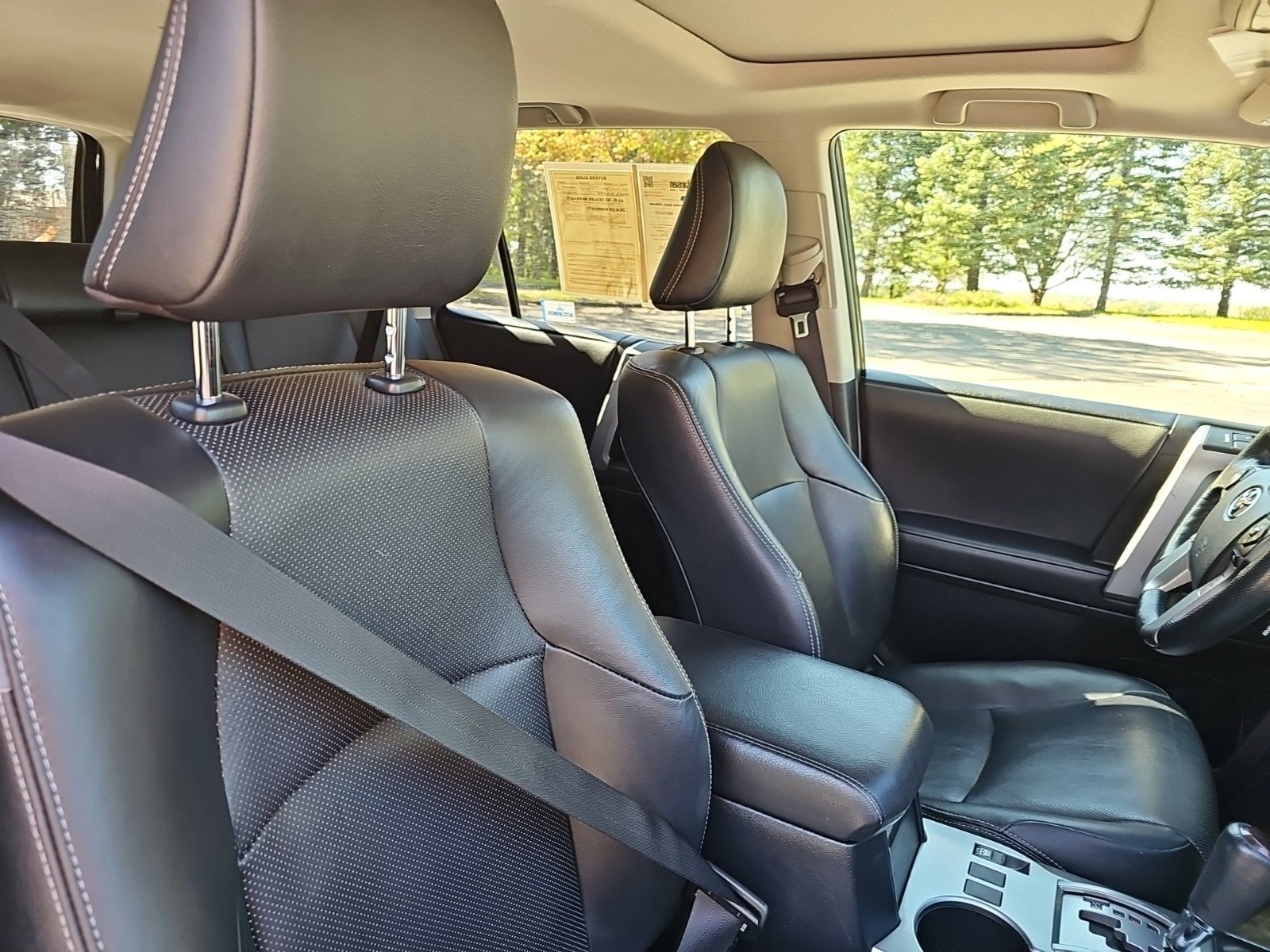 Used 2023 Toyota 4Runner Limited AWD/4WD image 11