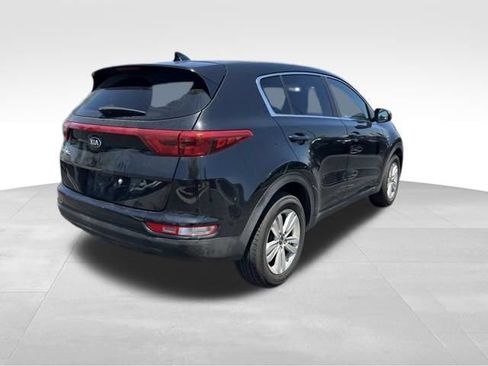 Used 2019 Kia Sportage LX AWD/4WD image 7