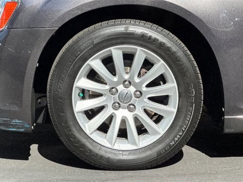 Used 2014 Chrysler 300 image 30