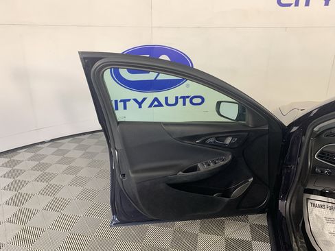 Used 2023 Chevrolet Malibu LT image 14