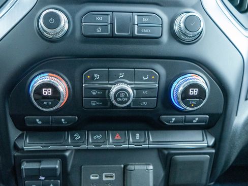 Used 2021 GMC Sierra 2500 SLE w/ SLE Value Package; image 19