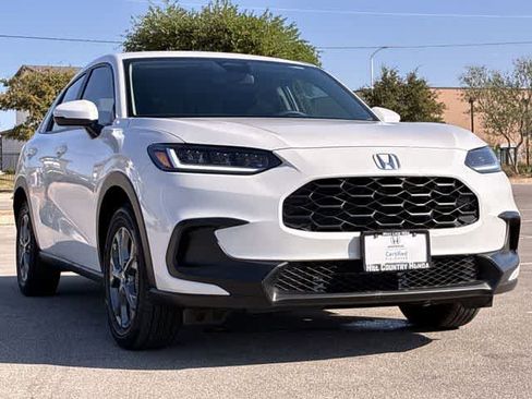 Certified 2026 Honda HR-V LX image 10