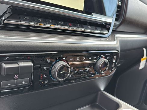 New 2026 Chevrolet Silverado 1500 High Country w/ High Country Premium Package image 24