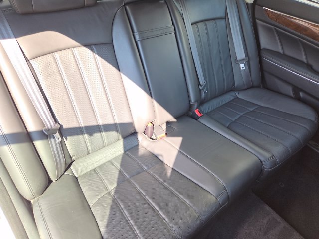 Used 2011 Hyundai Equus Signature RWD image 31