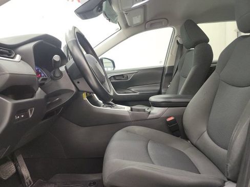 Used 2022 Toyota RAV4 LE FWD image 14