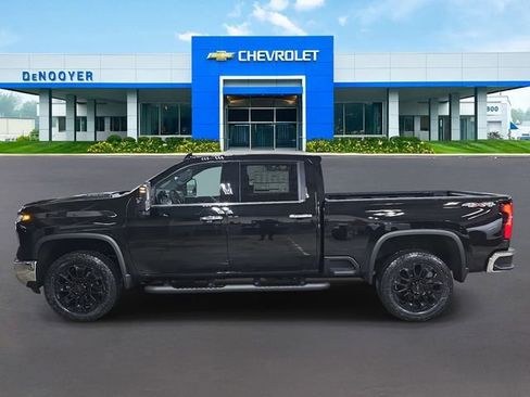 New 2026 Chevrolet Silverado 2500 LTZ w/ LTZ Premium Package image 9
