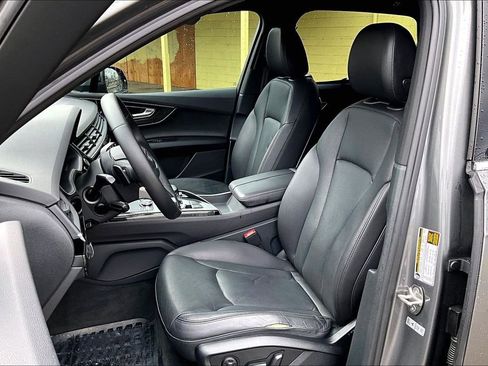 Used 2017 Audi Q7 3.0T Premium Plus image 9