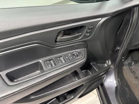 Used 2023 Honda Odyssey EX-L image 14
