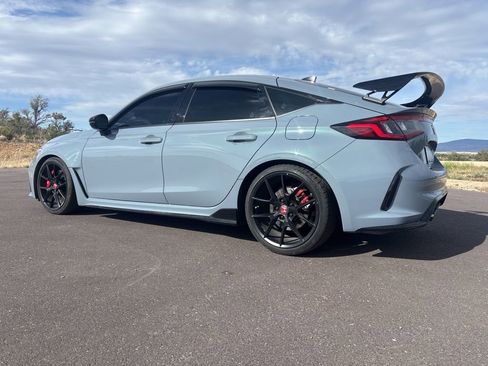 Used 2025 Honda Civic Type R image 5