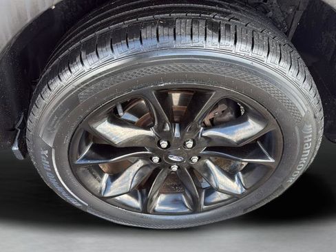 Used 2015 Ford Explorer XLT w/ Equipment Group 201A image 47