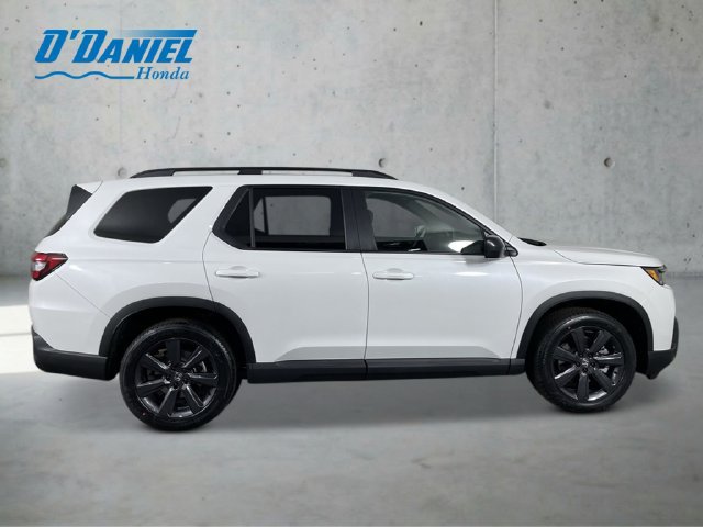 New 2026 Honda Pilot Sport image 6