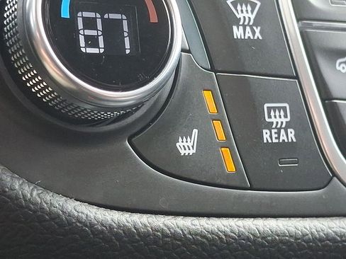 Used 2023 Chevrolet Equinox RS w/ RS Leather Package image 26