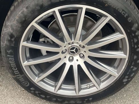 Certified 2025 Mercedes-Benz GLS 450 4MATIC w/ AMG Line Exterior image 15