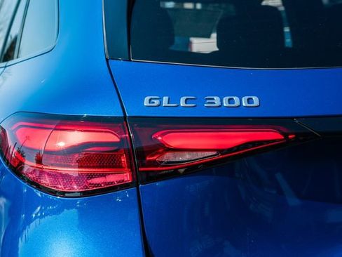 New 2026 Mercedes-Benz GLC 300 4MATIC image 7
