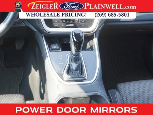 Used 2023 Subaru Outback Premium image 17