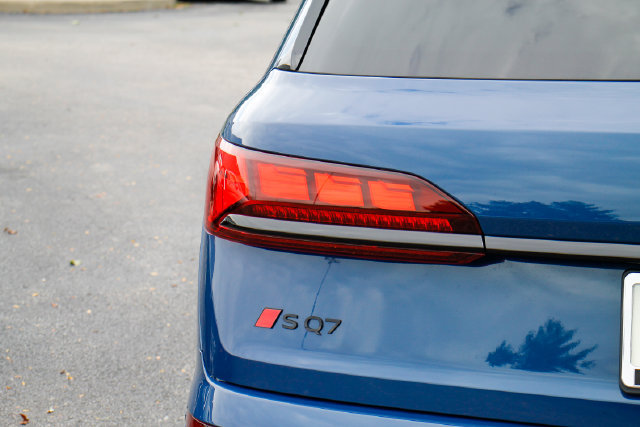 New 2026 Audi SQ7 Prestige AWD/4WD image 28