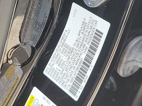 Certified 2024 Honda Civic EX-L image 25