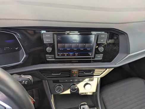 Used 2024 Volkswagen Jetta S FWD image 15